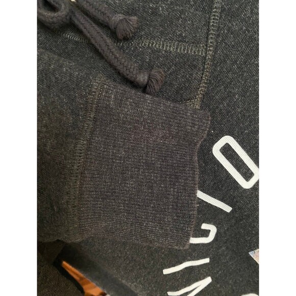 Victoria’s Secret NYC Charcoal Grey Drawstring Kangaroo pocket Hoodie Size M - Picture 5 of 8